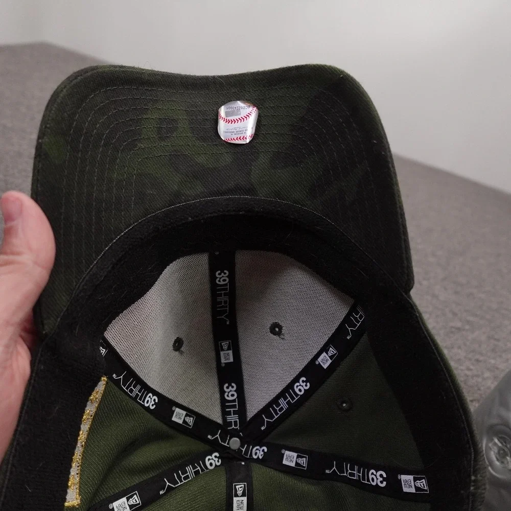Milwaukee Brewers Hat Cap Fitted Mens Medium Camo MLB Baseball 39THIRTY New Era